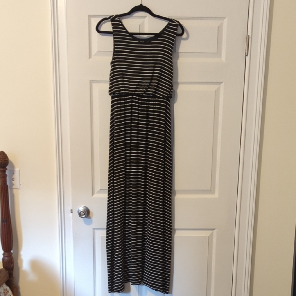 Apt. 9 Black and White Striped Maxi Dress